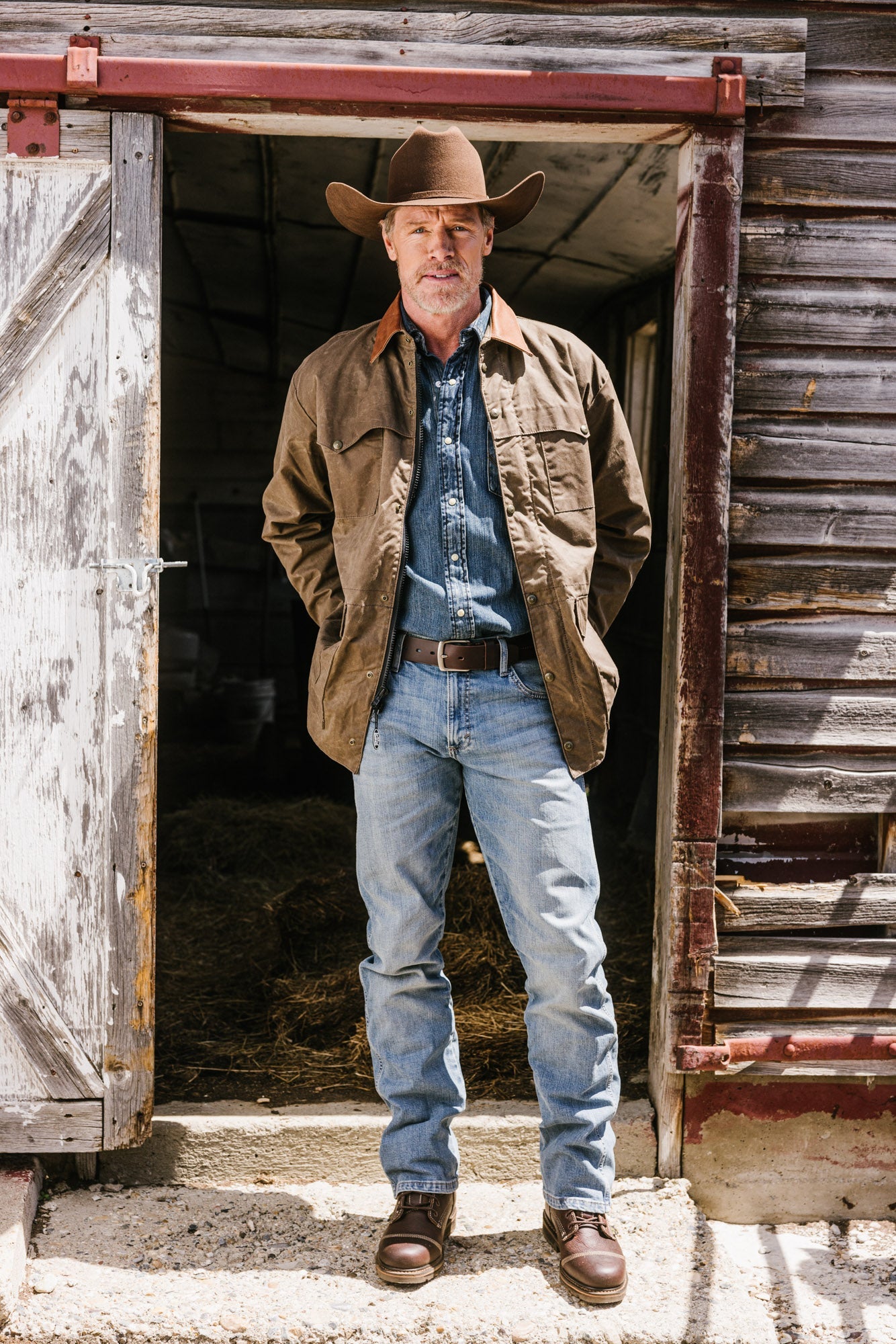 Mens clothing at bolt ranch store include brands like stetson, wrangler, ariat, True Grit, Kimes. Something for every style and budget. Bolt Ranch Store in Utah.