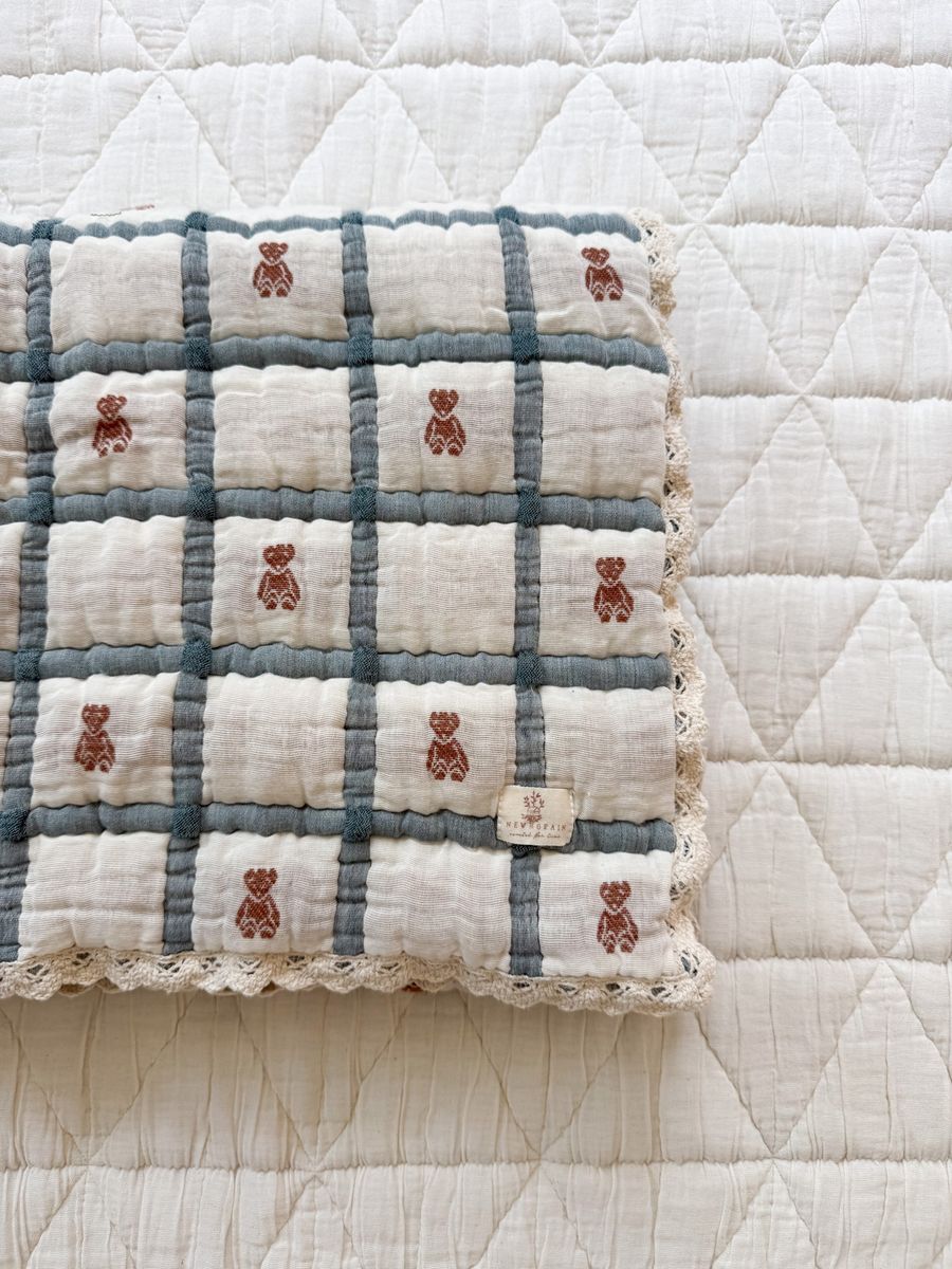 Utah western boutique baby gift Keepsake Quilt Teddy Bluebelle organic cotton nursery quilt Boltranchstore.com free shipping