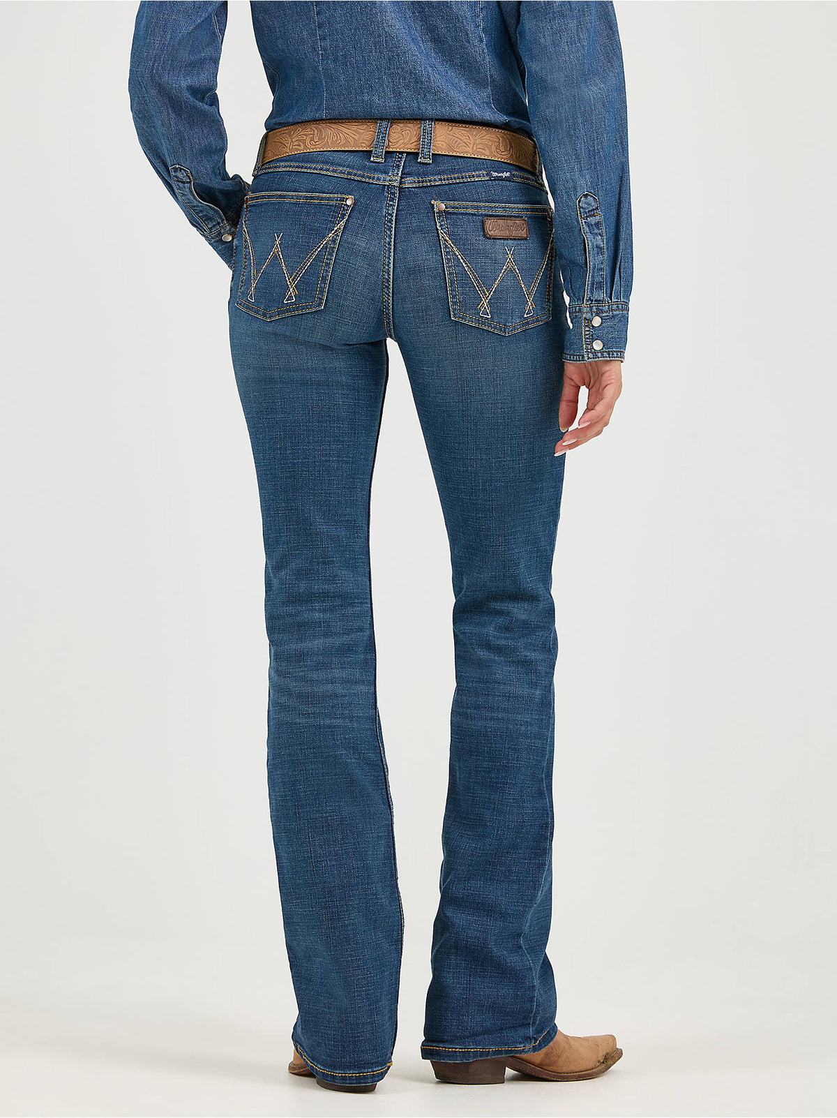 Womens western jeans Utah boutique Wrangler Womens Retro Mae Mid Rise Bootcut Jean MS Wash SKU 09MWZMS