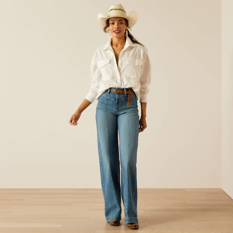 Ariat Womens Baggy Button Up Shirt