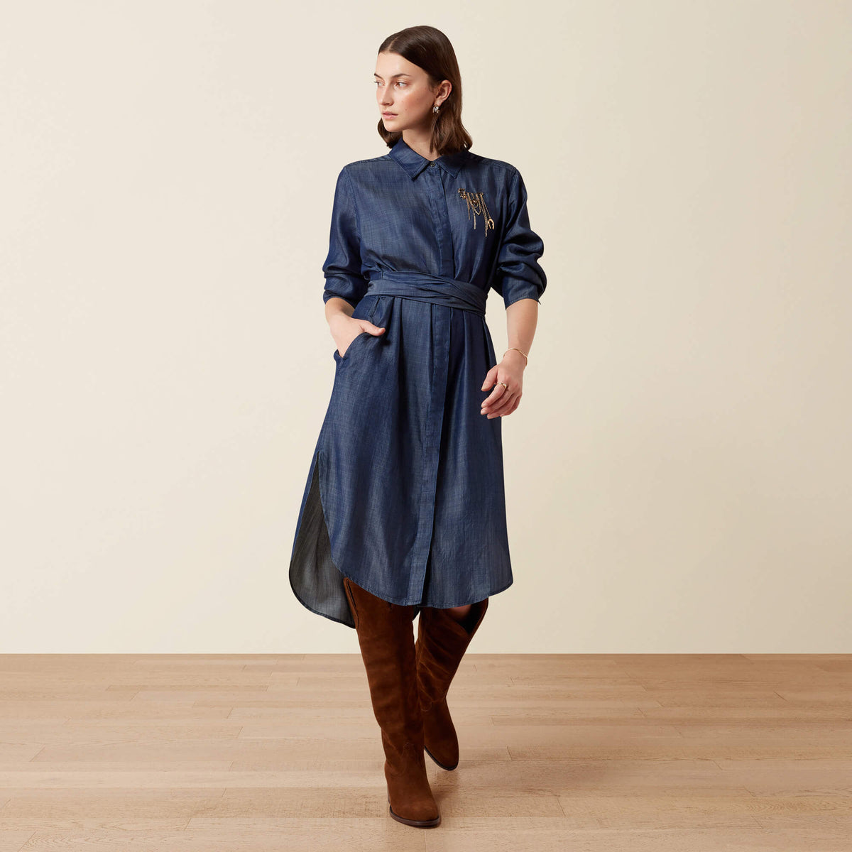 Ariat Culham Dress functional pockets and button front placket cowgirl styling