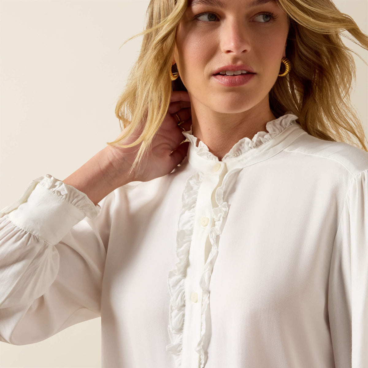 Ariat Cricklade Blouse crisp white layering piece for cowgirl styling in Kamas