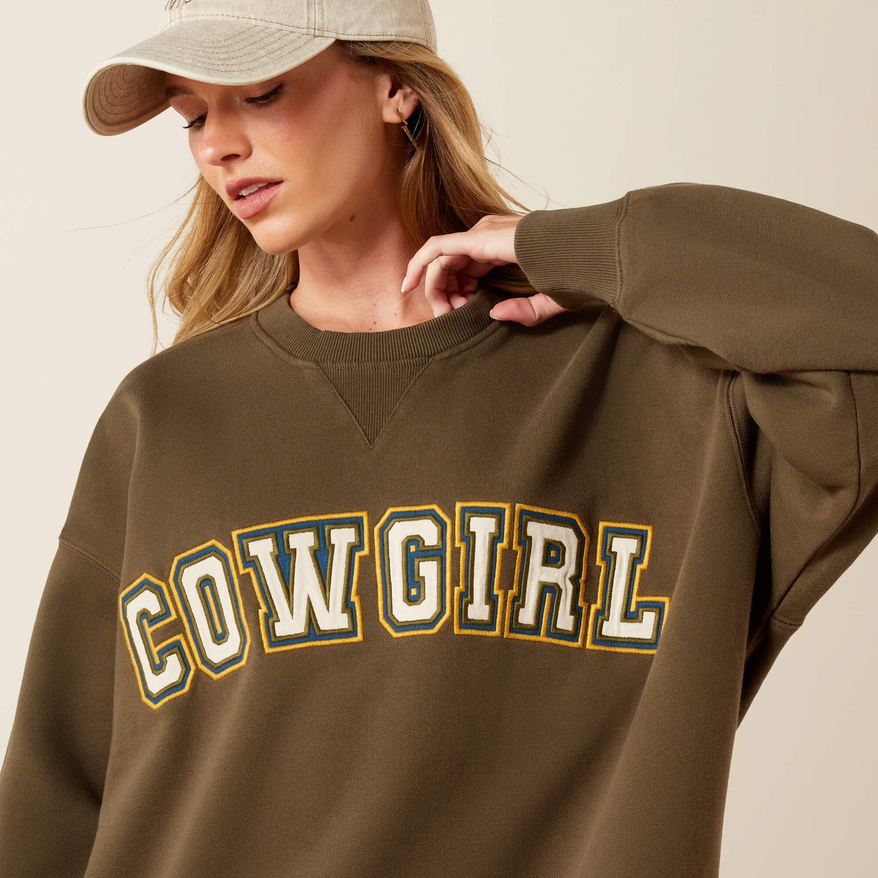 Womens western clothing Utah rodeo fashion Ariat Womens Oversize Sweatshirt Ivy Green SKU 10079328 Boltranchstore.com free shipping