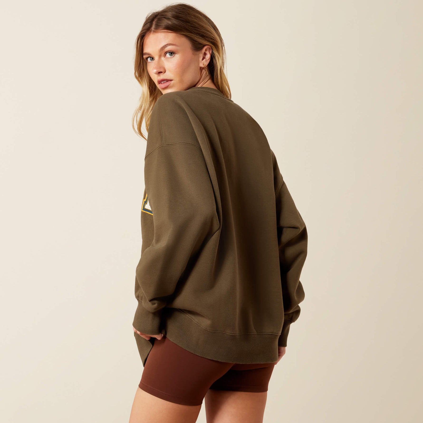 Western clothing womens fashion Utah boutique Ariat Womens Oversize Sweatshirt Ivy Green SKU 10079328 Boltranchstore.com free shipping