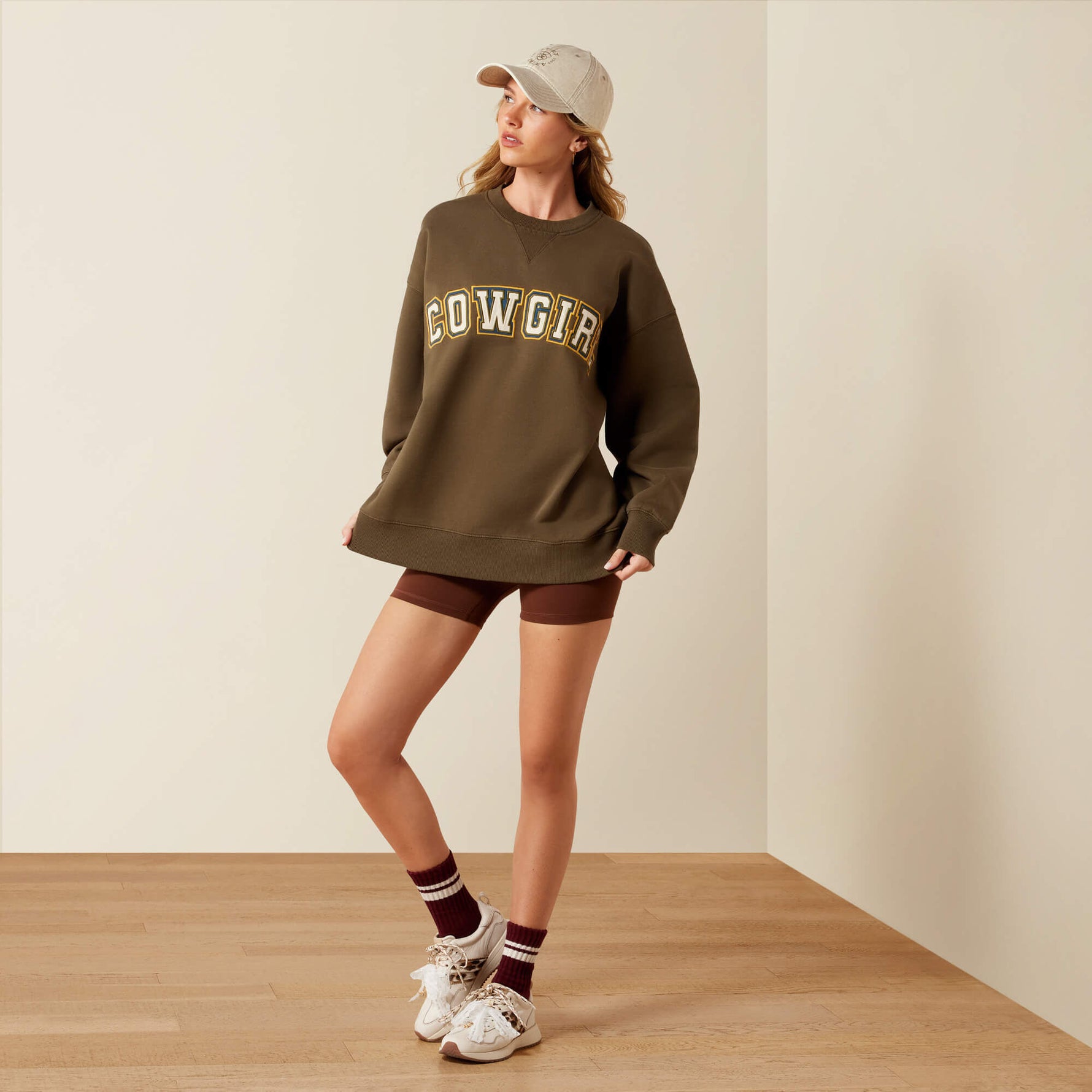 Rodeo western style womens boutique Utah Ariat Womens Oversize Sweatshirt Ivy Green SKU 10079328 Boltranchstore.com free shipping