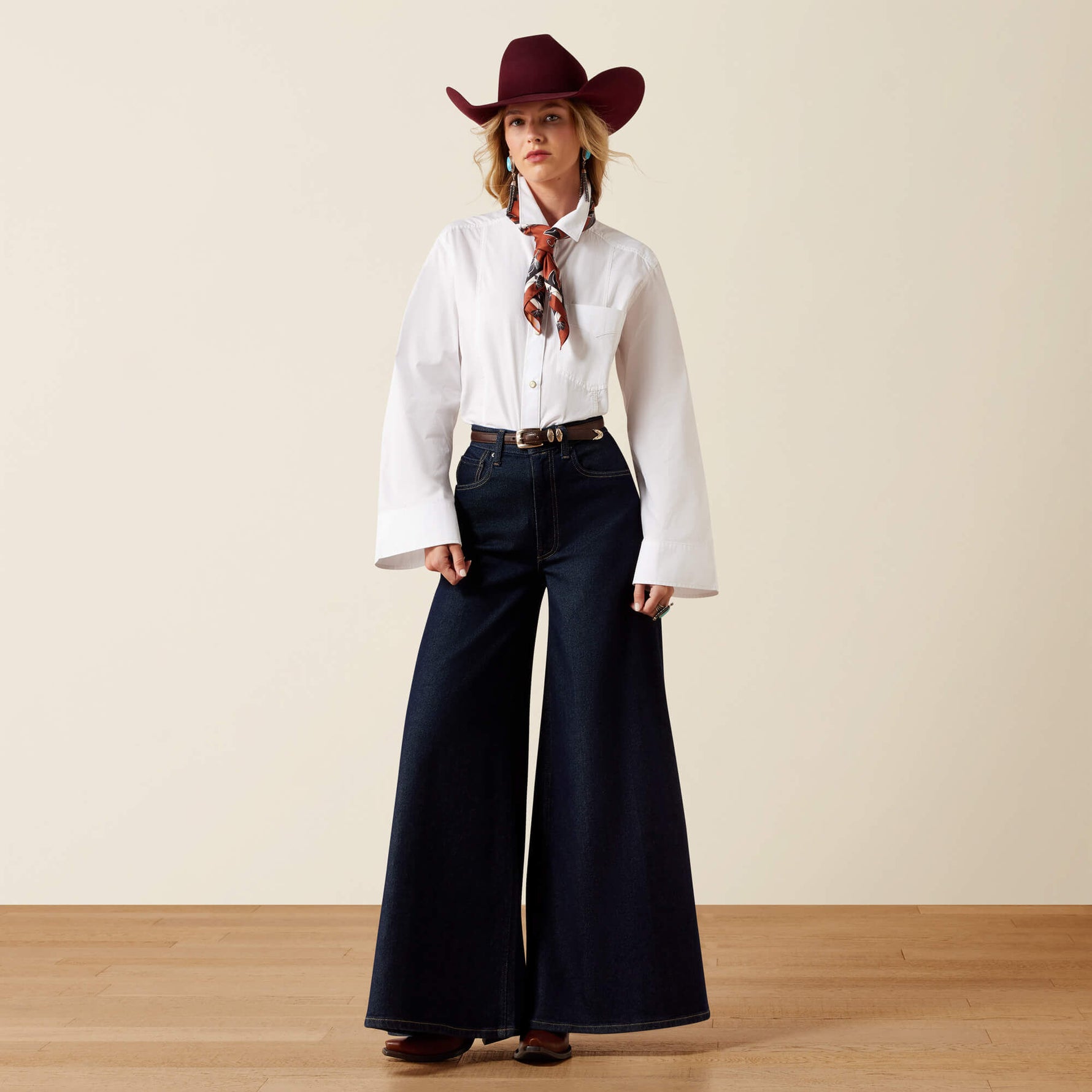 Rodeo western style womens boutique Utah Ariat Womens Cassidy Top White SKU 10079427 Boltranchstore.com free shipping