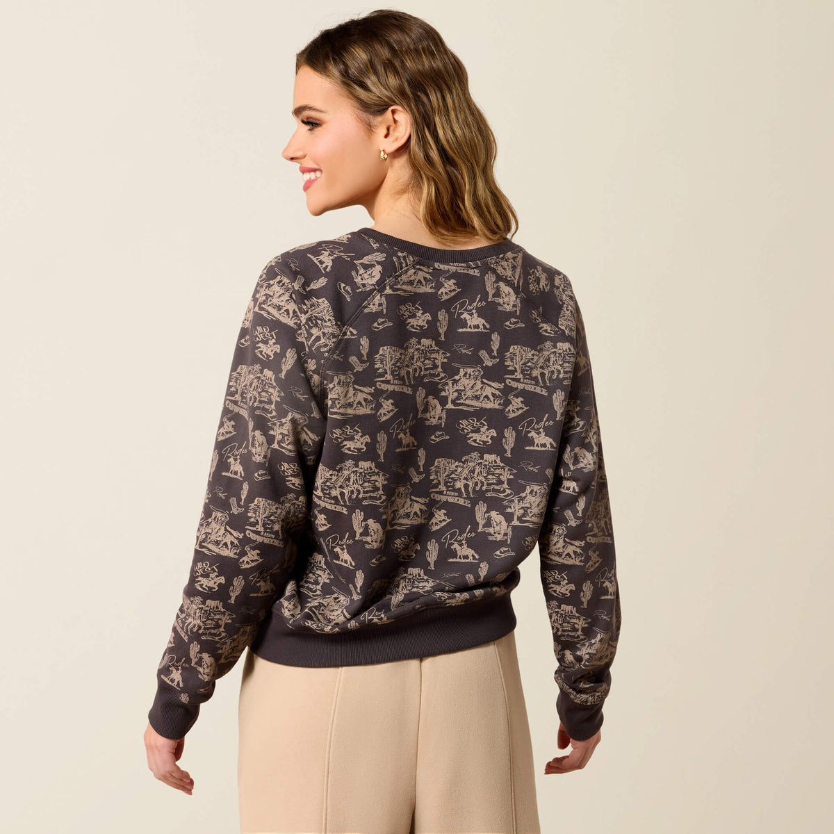 Western clothing womens fashion Utah boutique Ariat Womens Essential Crew Sweatshirt Retro Rodeo Carbon Copy SKU 10079453 Boltranchstore.com free shipping