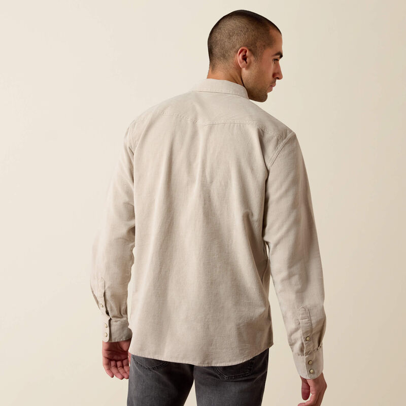 Ariat Mens Retro Handorf Corduroy Fitted Snap Shirt Sand fitted cut through the body with a clean western back yoke and tuckable length ranch wear