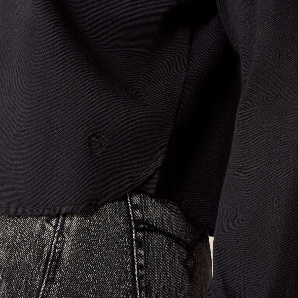 Ariat Midnight Western Snap Shirt chest pocket details with Western tailoring ranch wear Kamas Park City