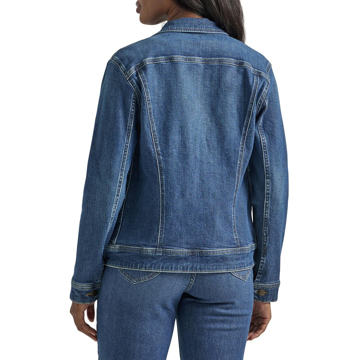 Lee Legendary Denim Jacket in Standout a perfect jacket for around the ranch and to the rodeo
