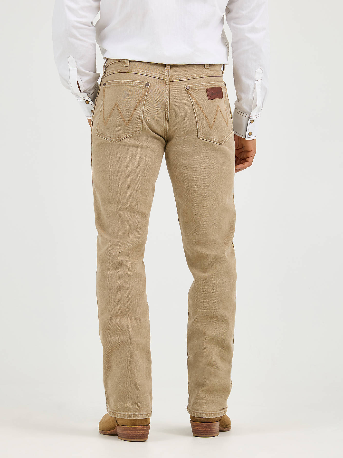Wrangler Retro Mens Slim Straight Jean Saddle