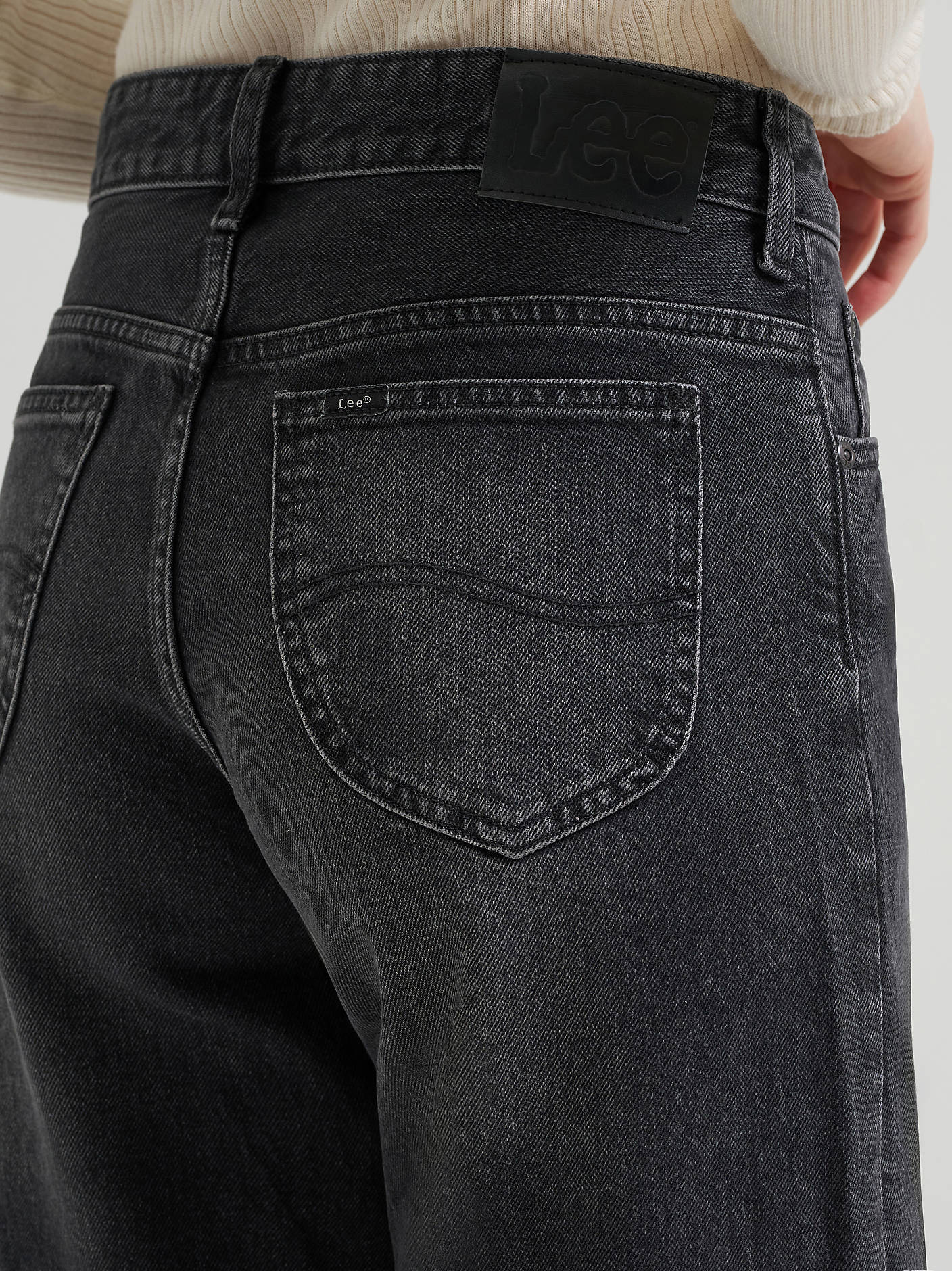 Lee Womens Loose Straight Rider Jean In Charred Black