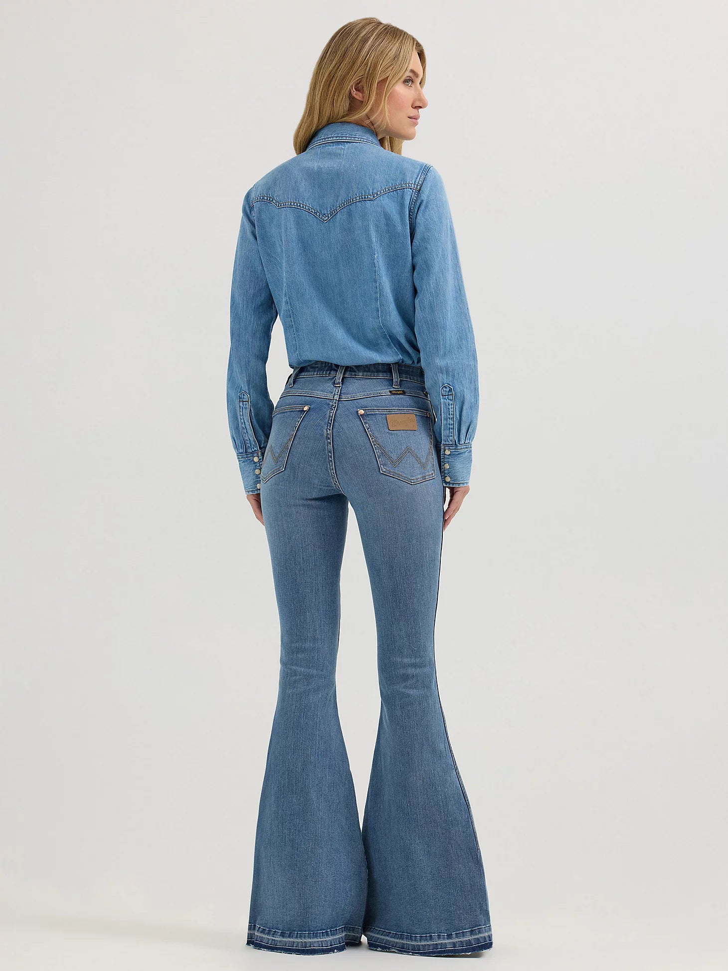 Wrangler Lainey Wilson Bell Bottoms - Daydream