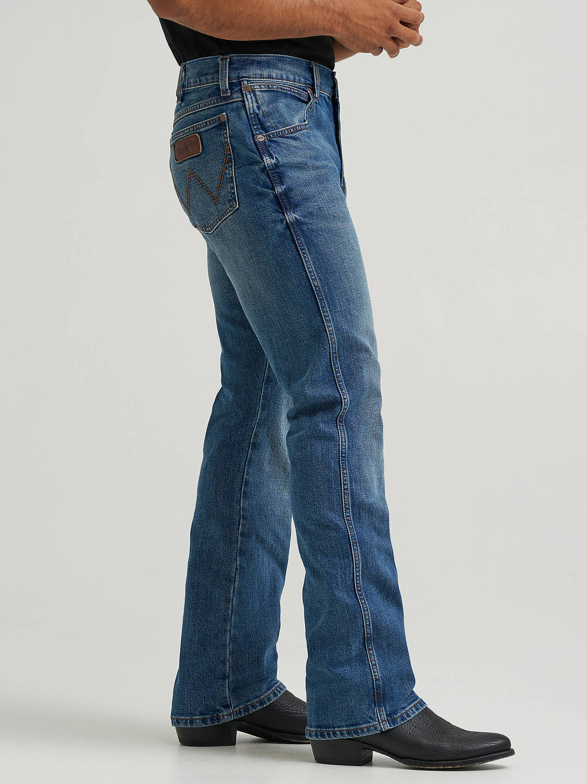 Wrangler Mens Retro Slim Boot Jean Harris