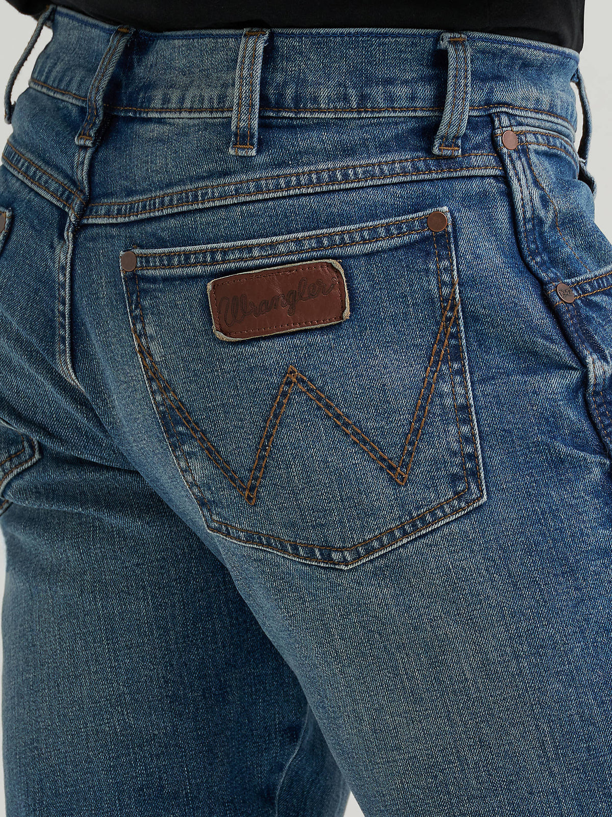 Wrangler Mens Retro Slim Boot Jean Harris