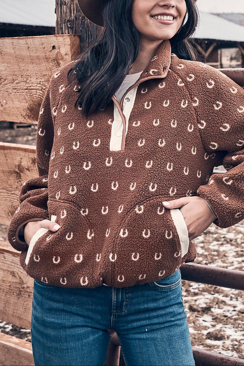 Womens Wrangler Retro Half-Snap Sherpa Pullover 112367338 womens outerwear western fashion at Boltranchstore.com