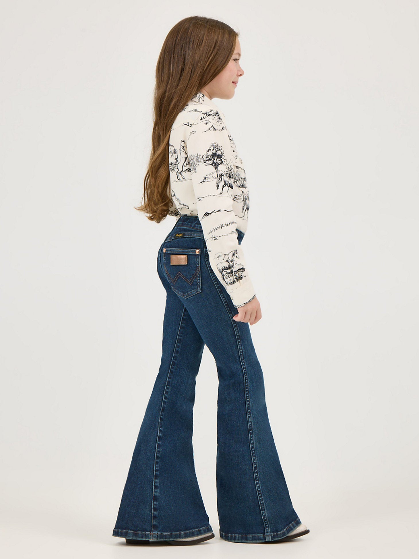 Wrangler Girls Lainey Wilson Pull On Bell Bottoms side
