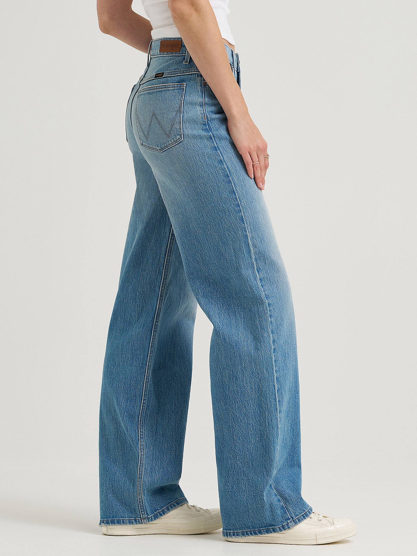 Wrangler Womens Loose Straight Austin