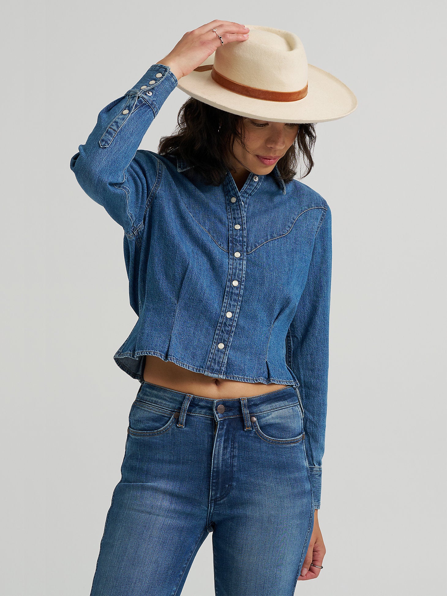 Wrangler Womens Femme Peplum ShirtLight Hand