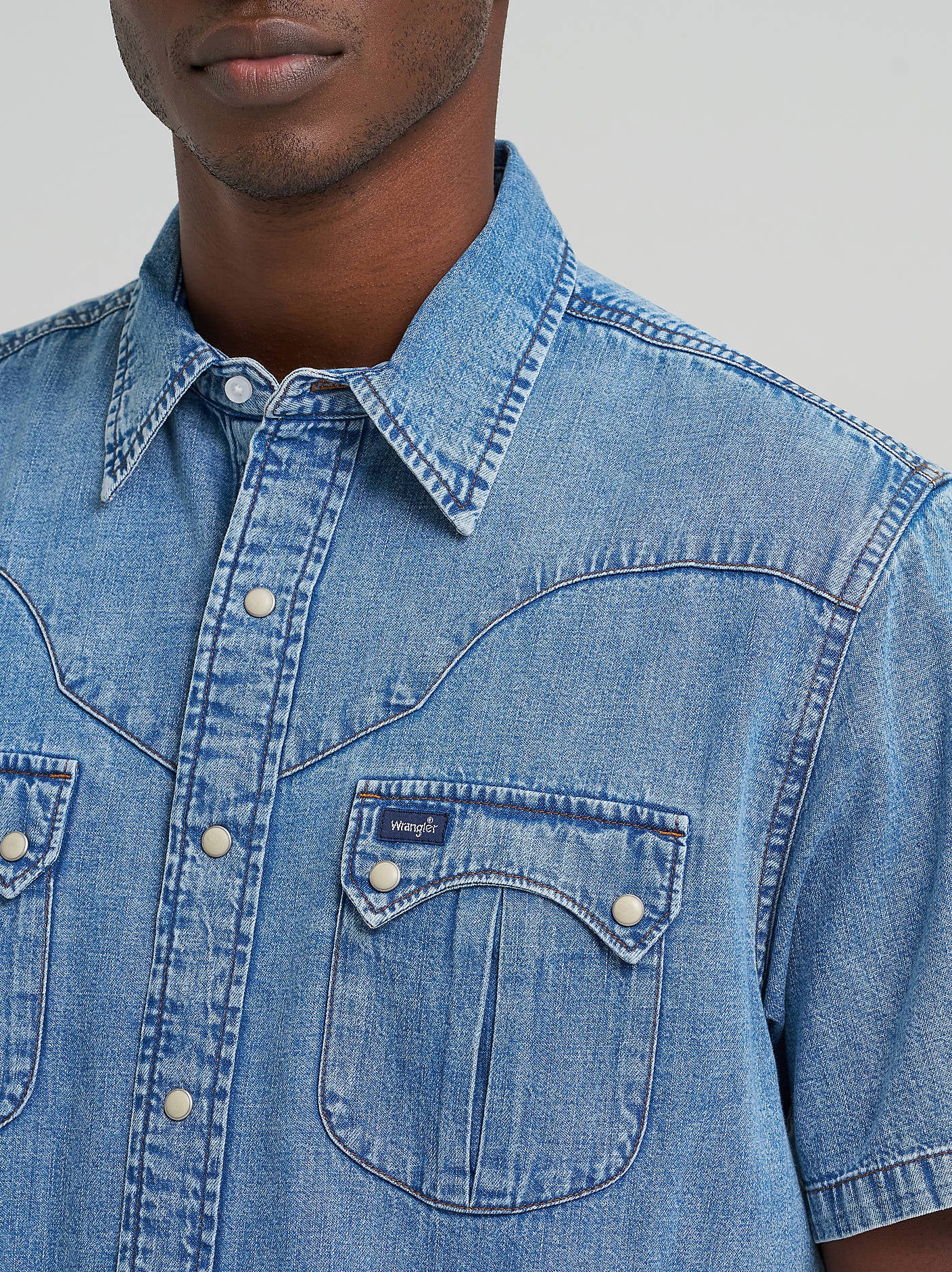 Wrangler Mens Vintage Sculpted Yoke Denim Shirt
