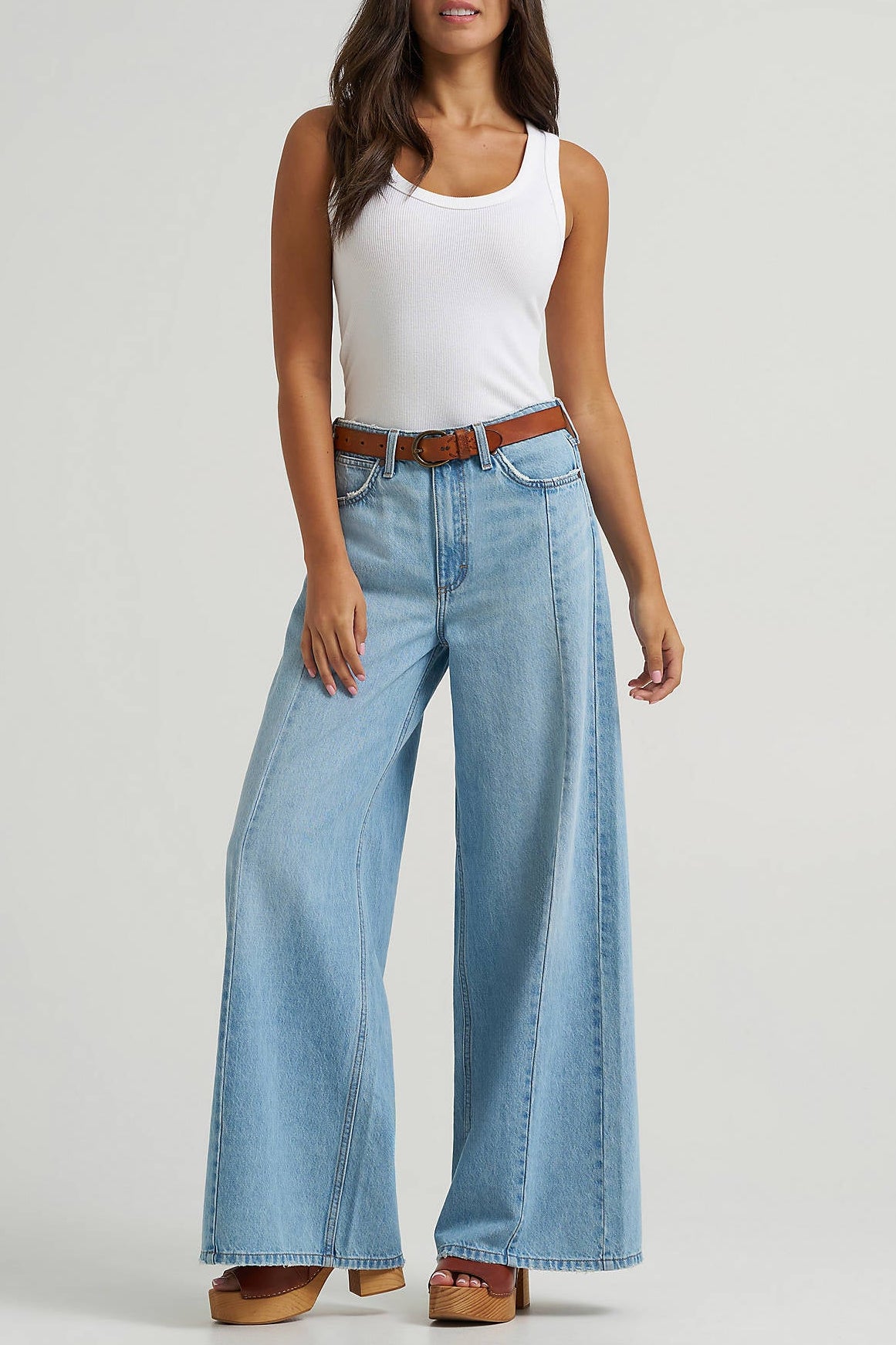 wrangler bailey high rise wide leg seams down the middle light blue light brown stitching boltranchstore.com