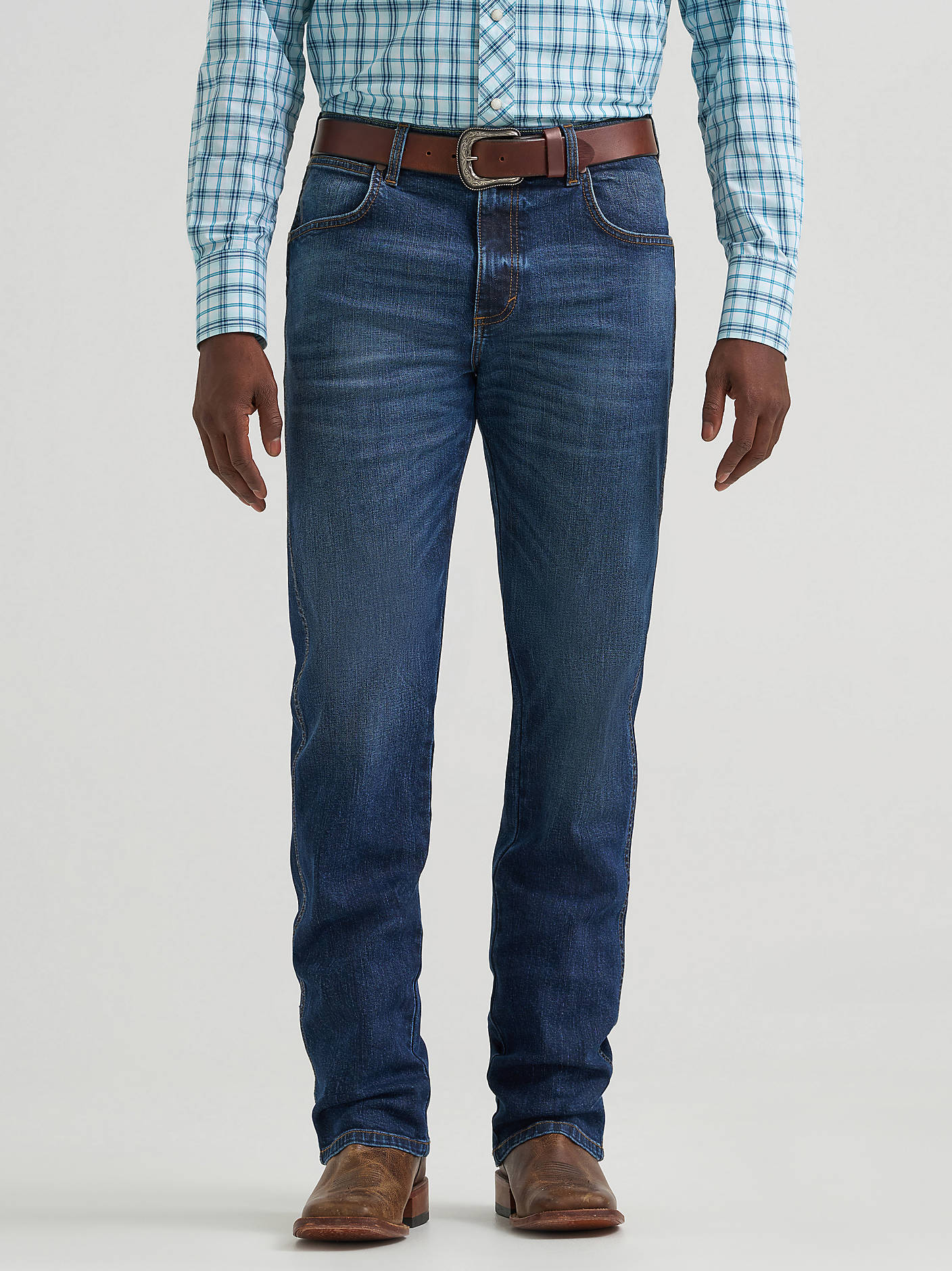 Wrangler Mens Retro Slim Straight in Stanton