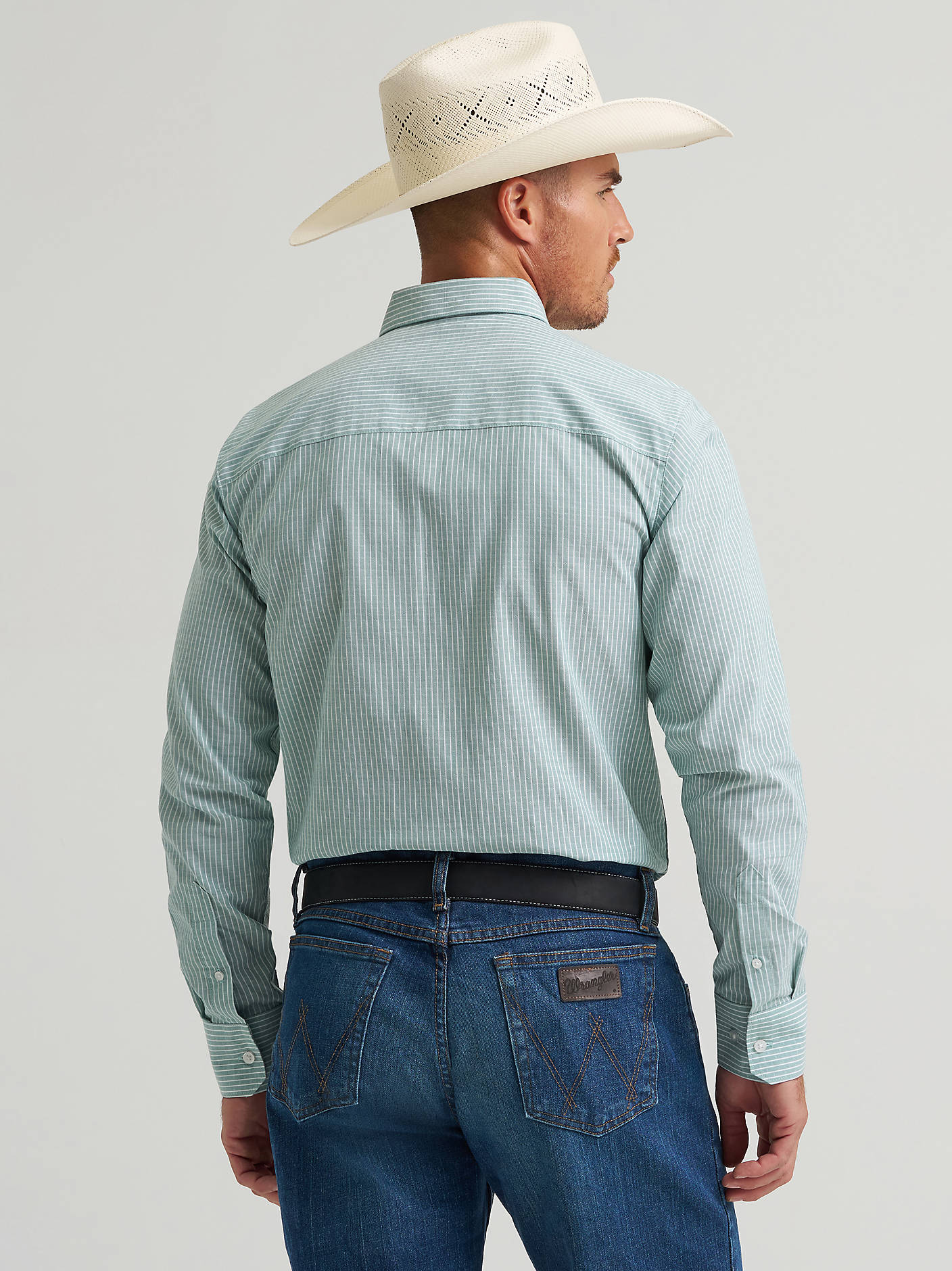 Wrangler Mens Cody Johnson One Pocket Button Down Shirt