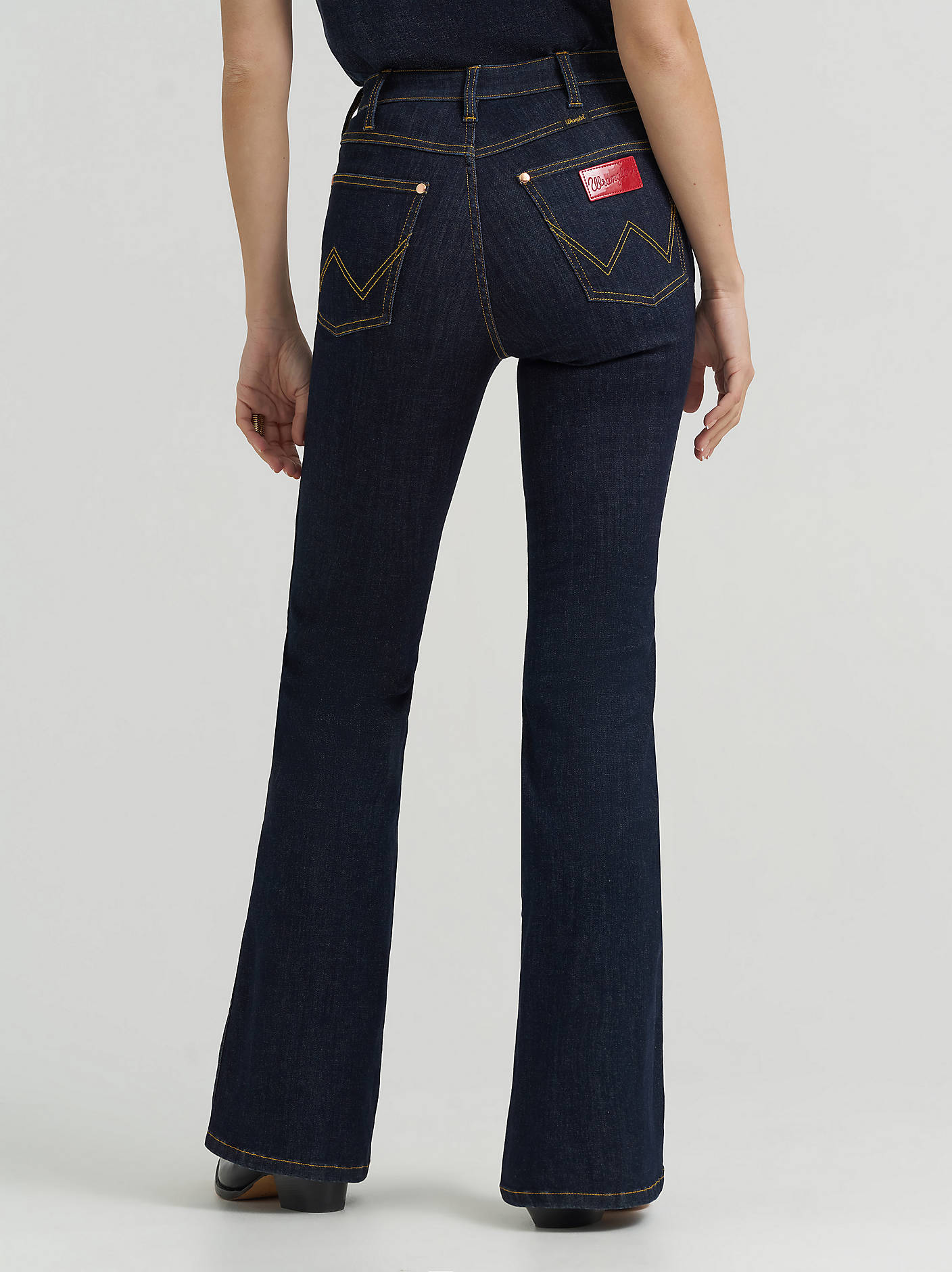 Lainey Wilson X Wrangler Flare Jeans