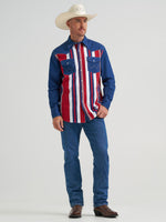 Wrangler Lone Star Brushpopper Western Snap Workshirt spread collar snap shirt styled with straight leg jeans and a straw cowboy hat Kamas