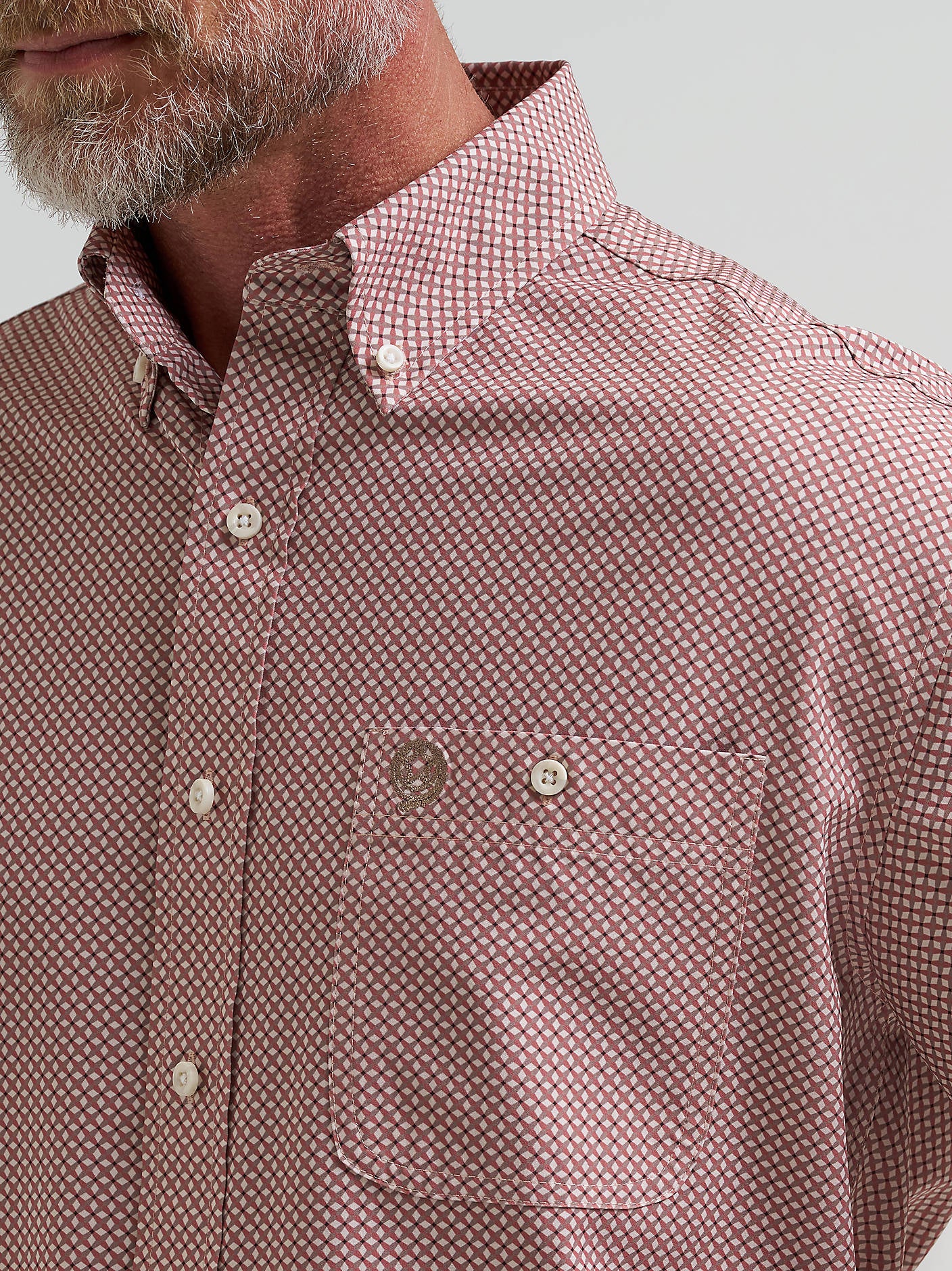 Wrangler Mens George Strait Performance Button Down Shirt