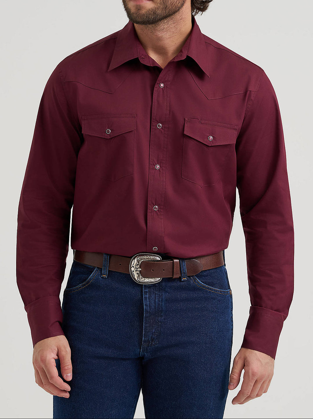 112382003 Wrangler Mens Solid Broadcloth Western Shirt at boltranchstore.com with free shipping in stock Man wearing a burgundy shirt 