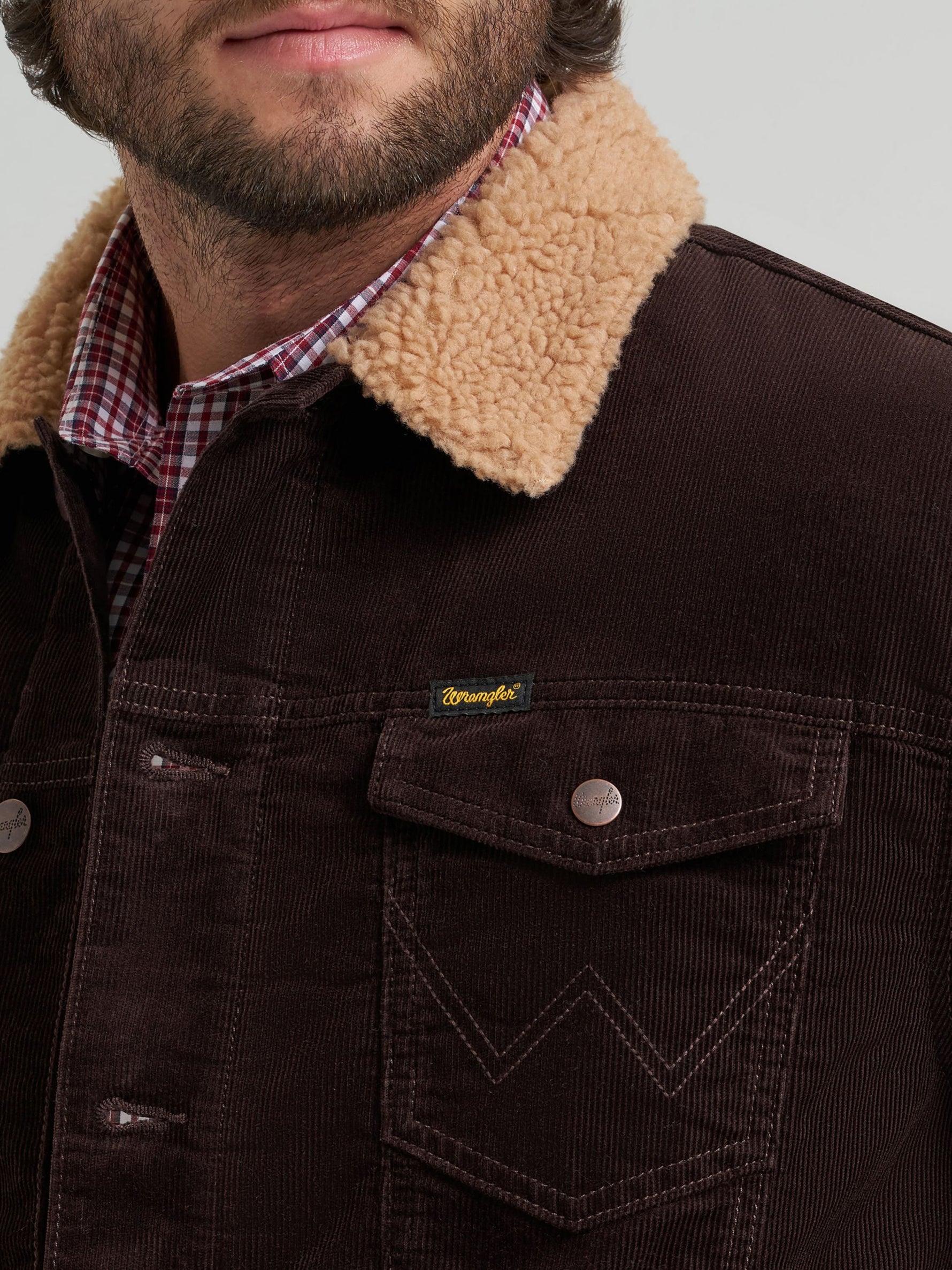 Wrangler Mens Cowboy Cut Sherpa Lined Corduroy Jacket Black Coffee single snap cuff closure and two lower hand pockets rodeo and ranch wear Utah