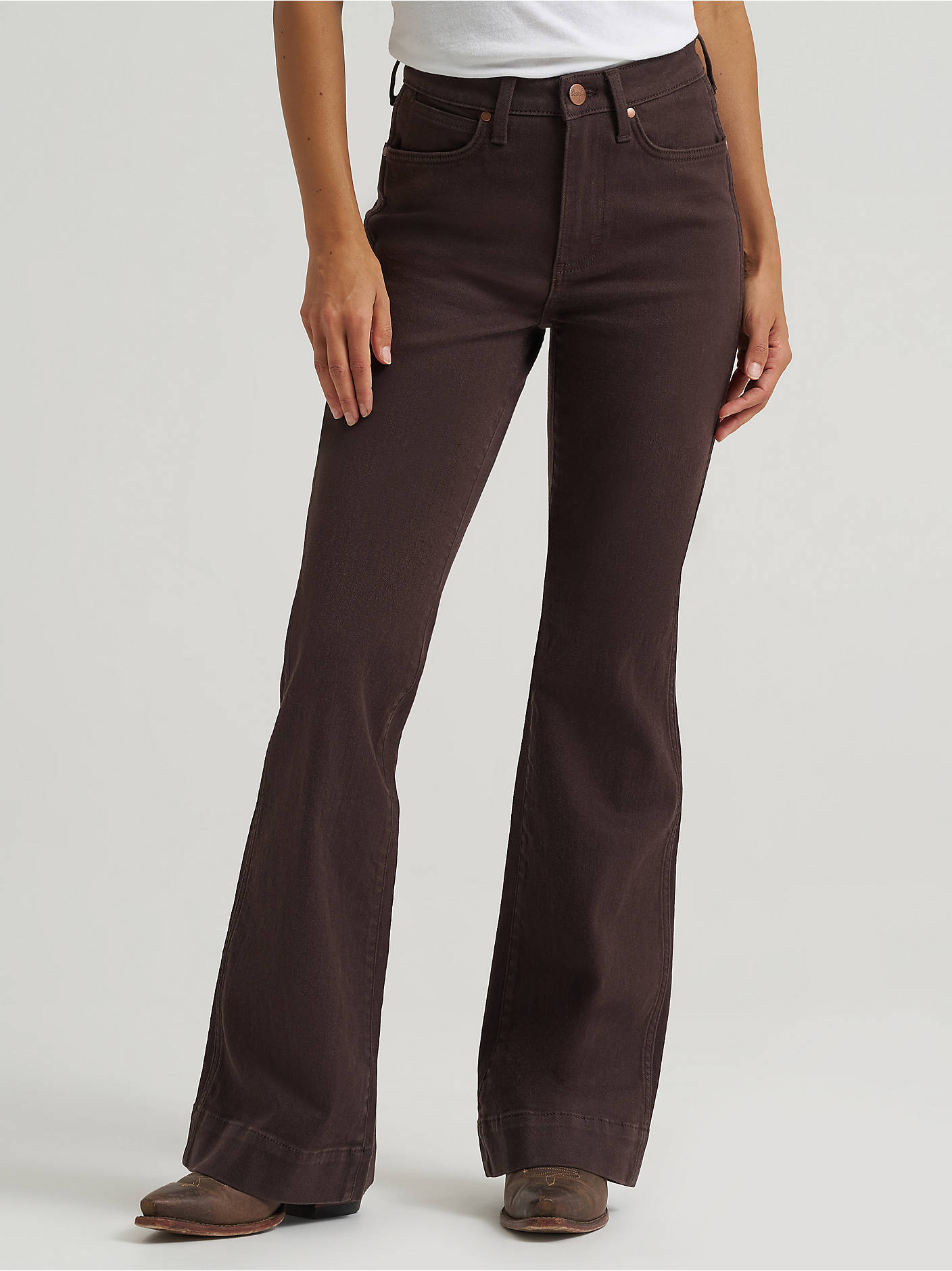Western boutique womens fashion Utah Wrangler Retro Bailey High Rise Colorwash Trouser Jean Vera SKU 112382317 Boltranchstore.com free shipping