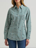 112382671 Wrangler Womens Statement Sierra Western Slim Snap Shirt at boltranchstore.com womens button up shirt in green summer or rodeo outfit 