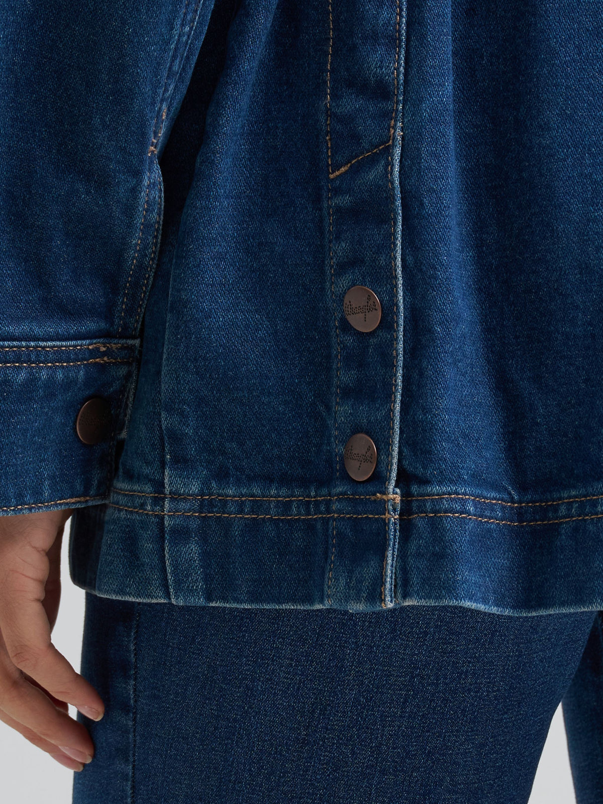 Wrangler Womens Denim Cinched Waist Barn Jacket western workwear layering jacket for everyday wear womens western boutique ranch wear