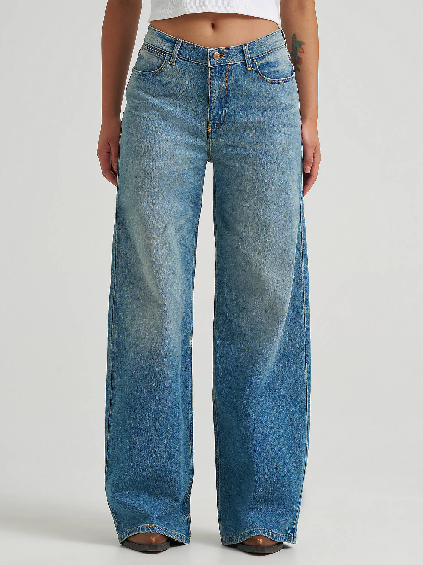 Womens fashion rodeo western clothing Wrangler Womens Low Rise Baggy Jean Glacier SKU 112382776 Boltranchstore.com free shipping