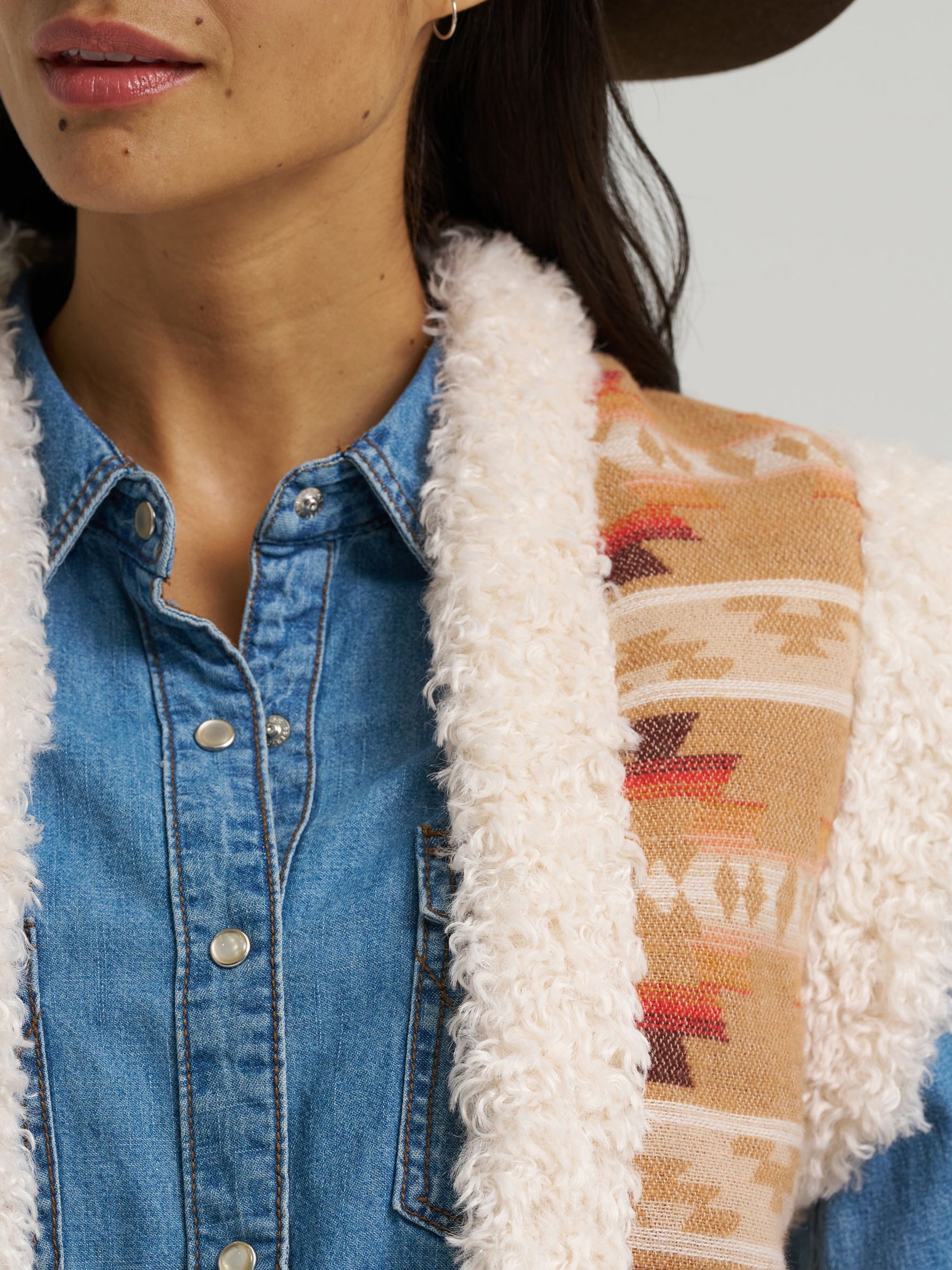 Wrangler Womens Sherpa Lined Jacquard Vest Tan woven in 100 percent polyester for cooler days womens fashion Utah