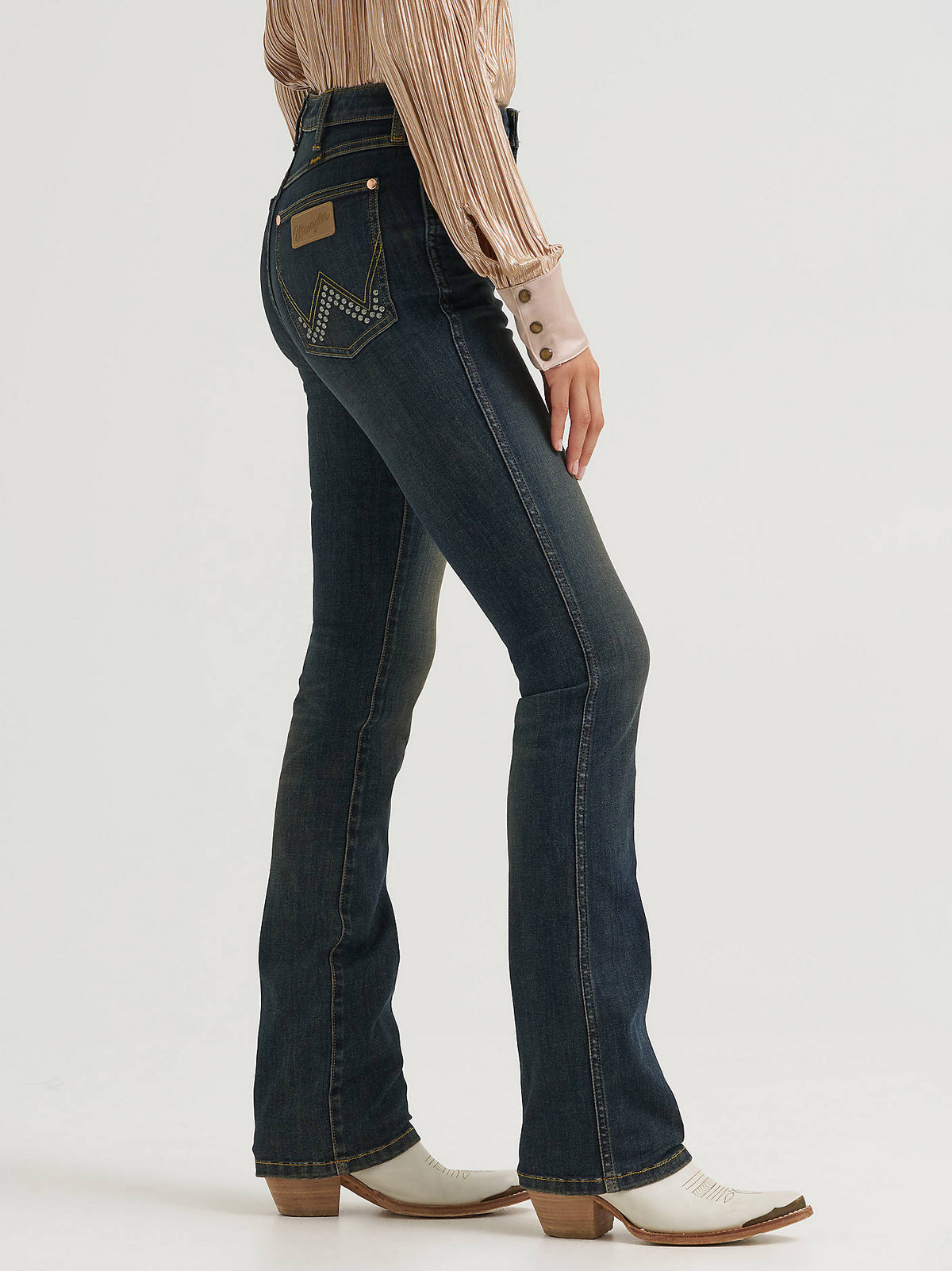 Wrangler X Lainey Wilson Womens Boot Hugger