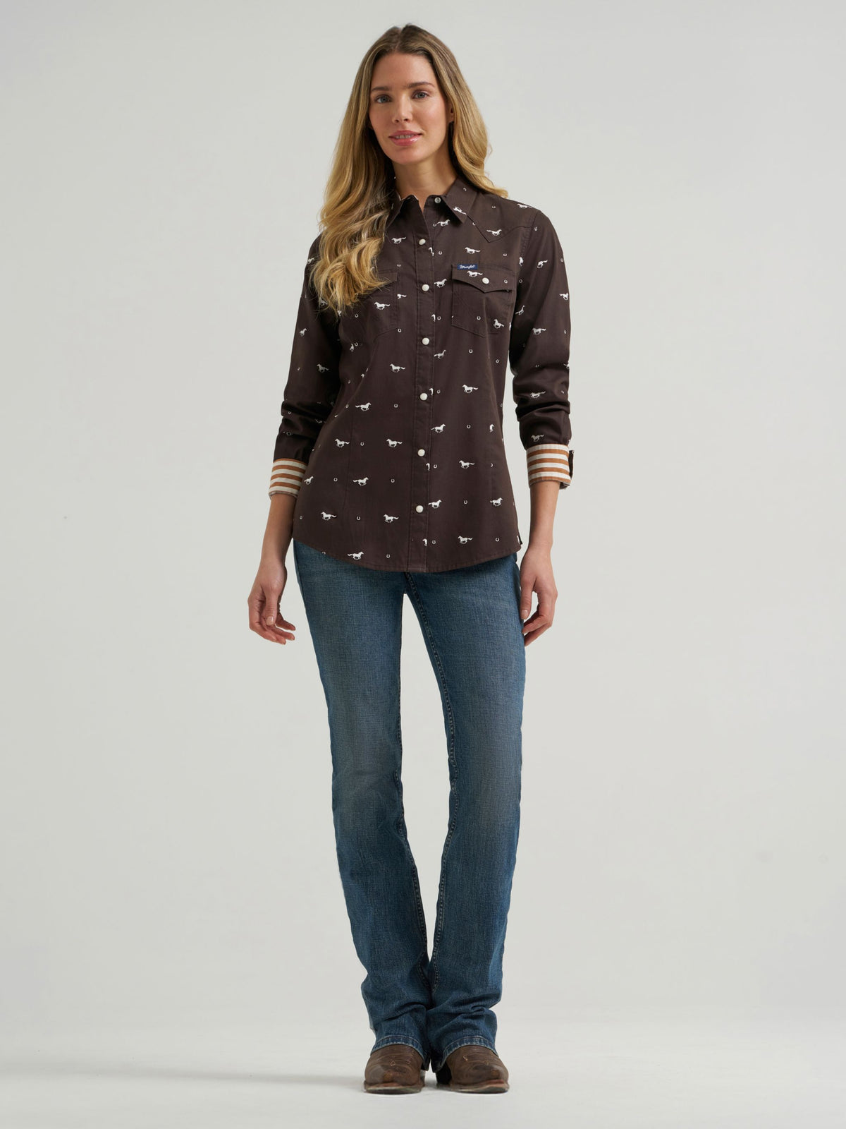 Wrangler Womens Olivia Western Slim Snap Shirt Horses Cocoa classic pointed yokes and snap front closure cowgirl