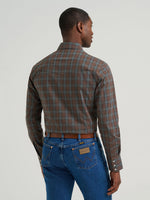 Wrangler Mens Wrinkle Resist Long Sleeve Western Snap Plaid Shirt Weathered Teal snap front with two snap flap pockets and pencil slot