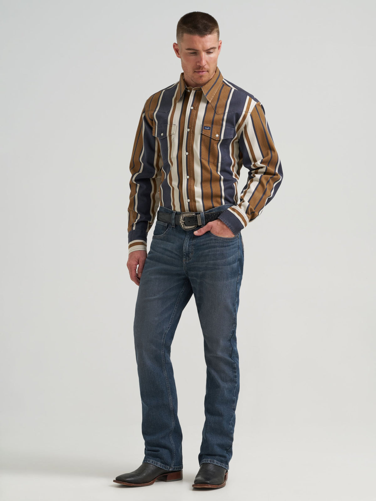 Wrangler Vintage Inspired Brushpopper Western Snap Workshirt Amber Wheat classic regular fit long sleeve silhouette with contrast collar ranch wear Utah