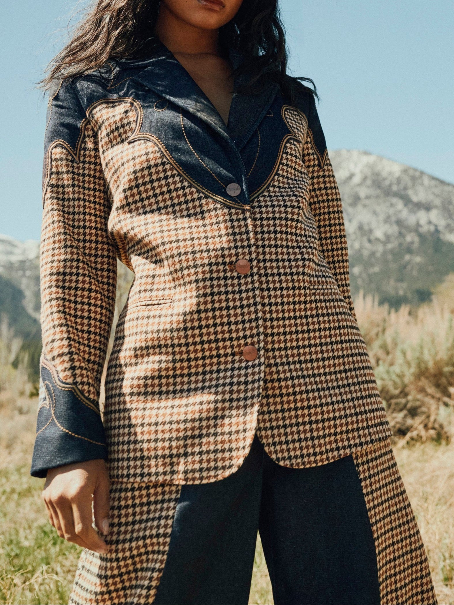 Womens western boutique Utah womens fashion Wrangler Womens Houndstooth Blazer Rinse SKU 112385984  Wrangler Womens Houndstooth Blazer