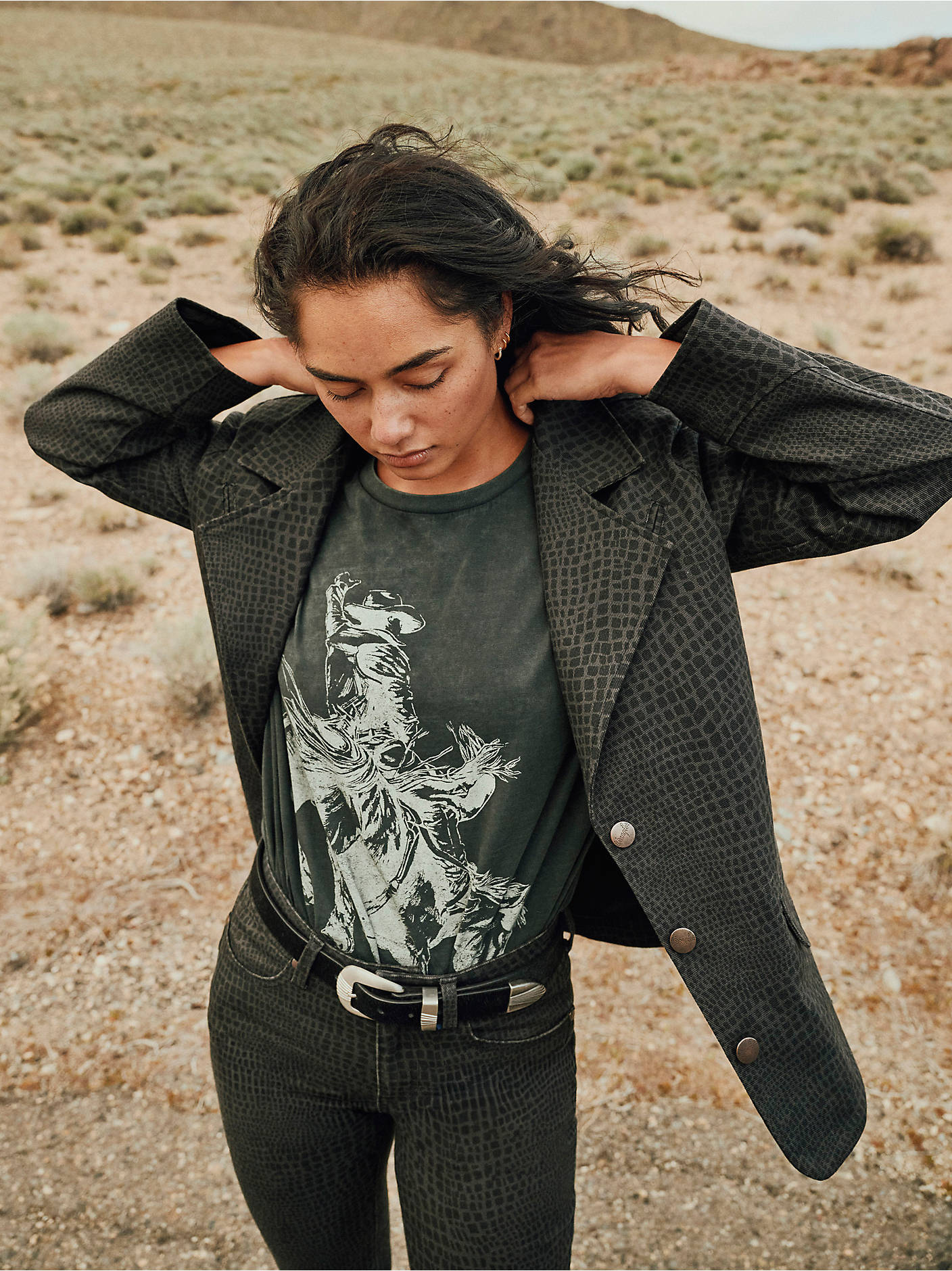 Womens western boutique Utah womens fashion Wrangler Vintage Horse Oversized Graphic Tee Jet Black SKU 112387339 Boltranchstore.com free shipping