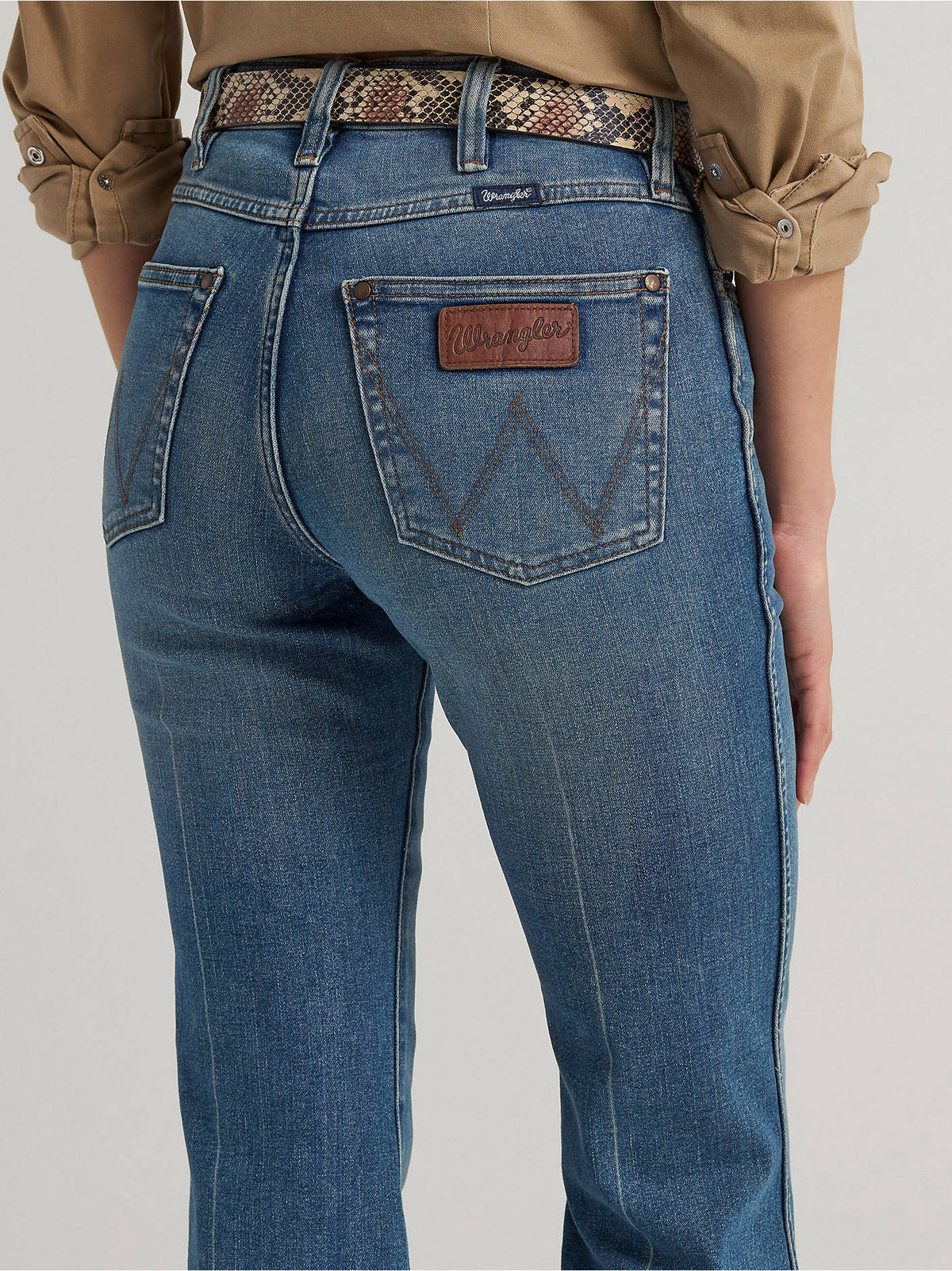Utah womens fashion western boutique Wrangler Womens Retro Bailey High Rise Trouser Jean Shelby SKU 11MPESY