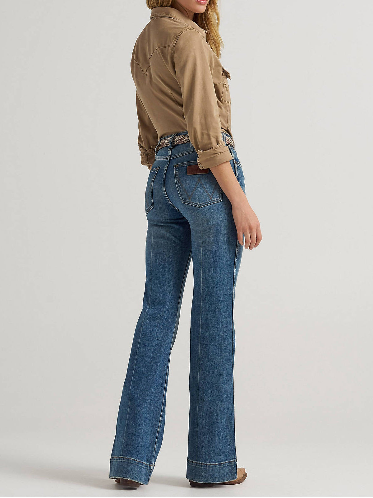 Western clothing womens fashion Utah Wrangler Womens Retro Bailey High Rise Trouser Jean Shelby SKU 11MPESY
