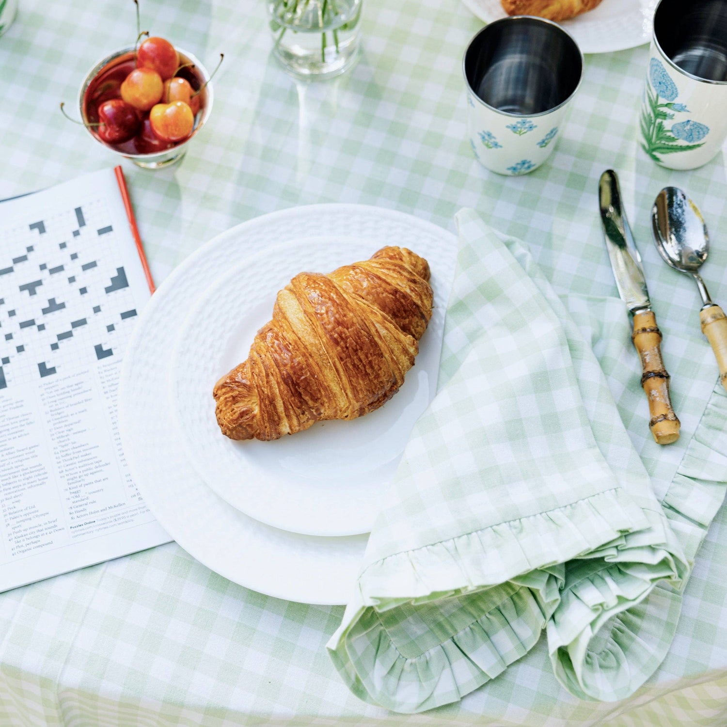 Green Gingham Round Tablecloth with Ruffle