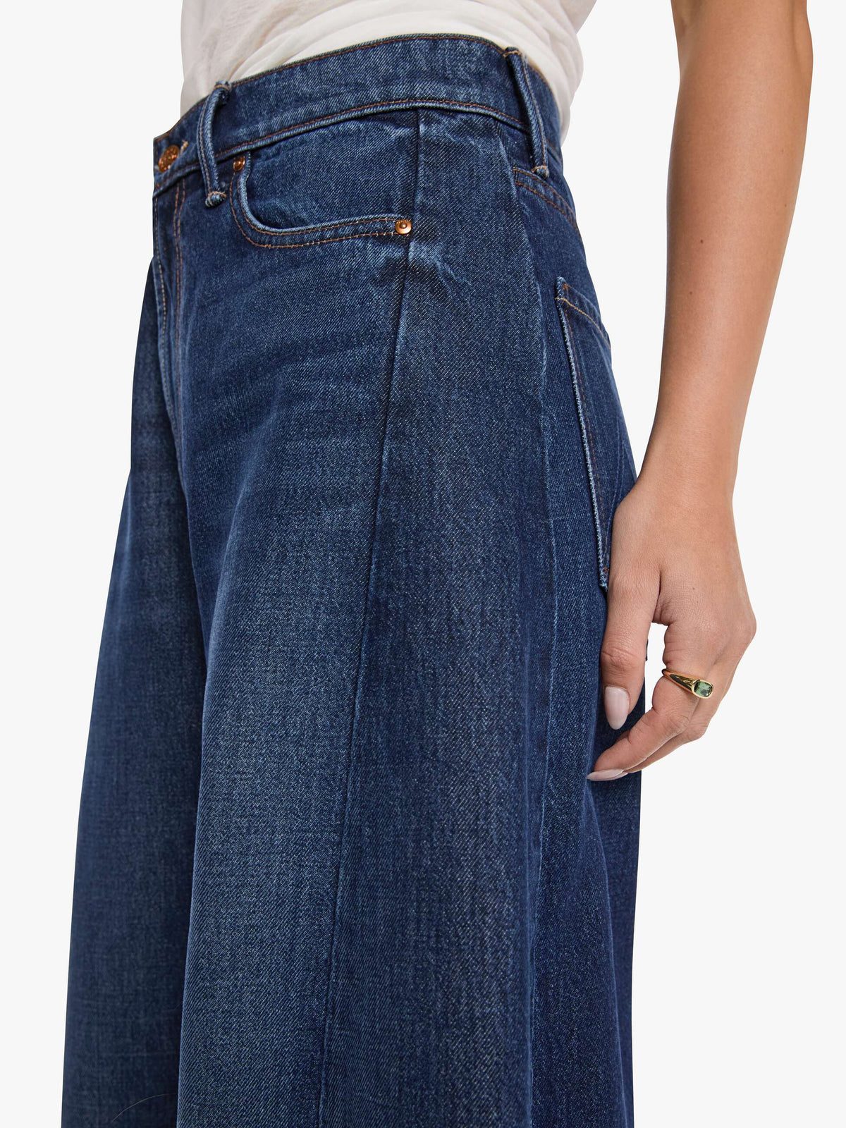 Mother Denim SNACKS The Spoonful Nerdy Fresh Squeezed deep indigo faded wash with a drapey hand ranch wear