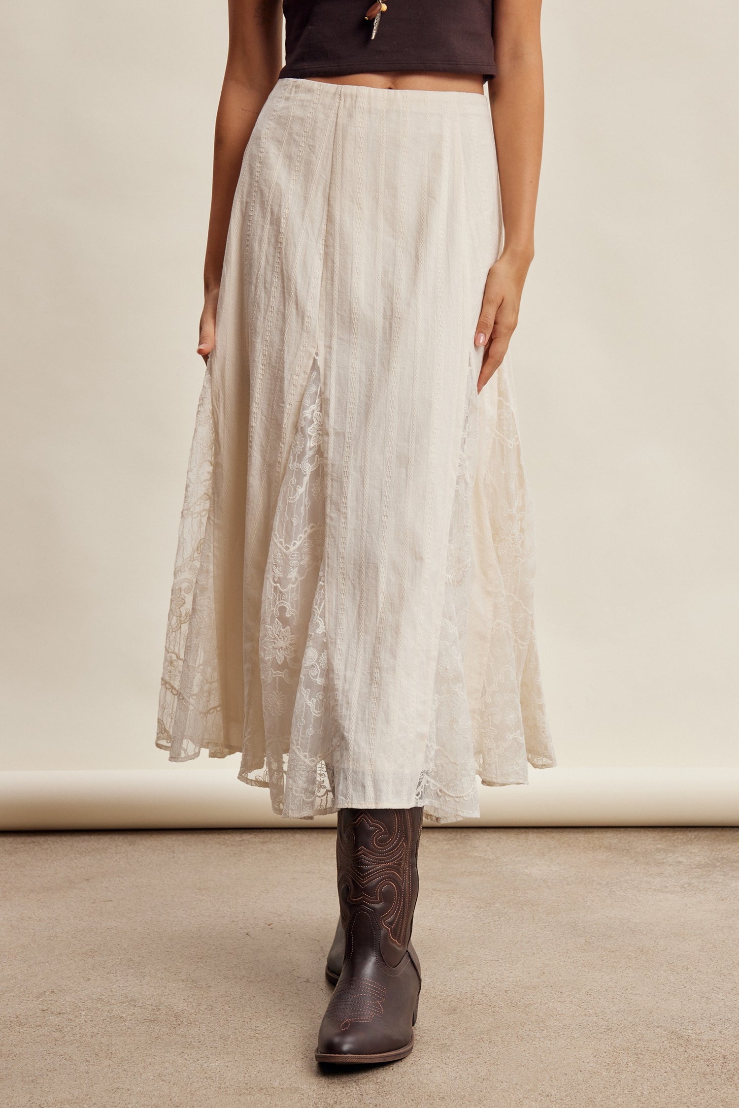 womens lace skirt doen dupe