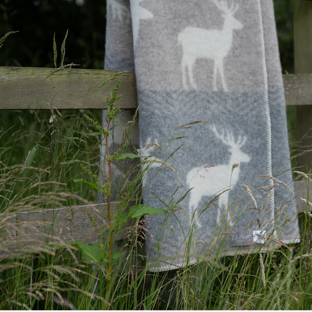 JJ Textile Deer Wool Blanket