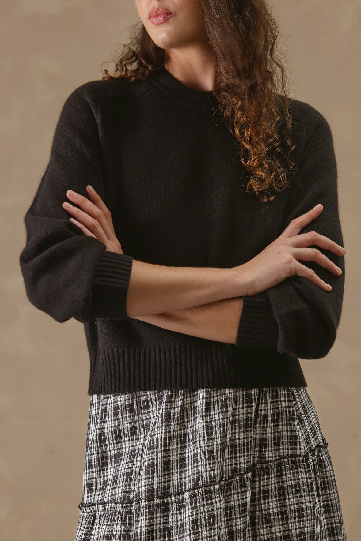 27 Miles Malibu Alyson Cropped Cashmere Crewneck Black black pure cashmere crewneck womens western boutique Utah SKU ALYSONBLK Boltranchstore.com
